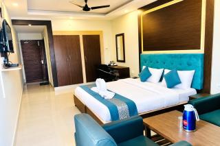 Hotel Pushpanjali - 4