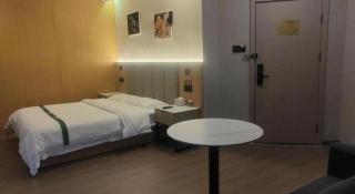 GreenTree Inn Suzhou Wujiang Zhenze Town Zhennan Road Express Hotel - 1