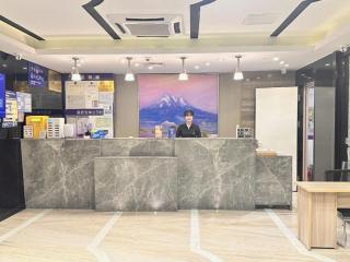 Lavande Hotel Guangzhou Tianhe Sports West Road Subway Station - 5