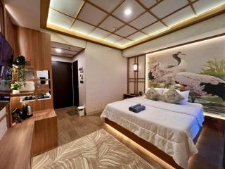 Phoenix Luxury at Atria Residences Gading Serpong - 4