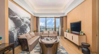 Jolie Vue Boutique Hotel Sanjiang - 9