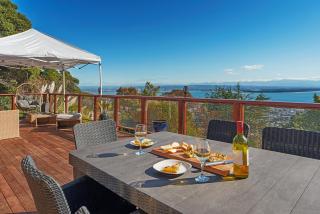 Hilltop Ocean Views - Outdoor Baths & Pool - 4