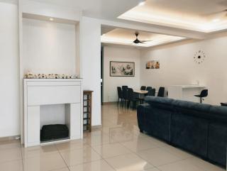 Homestay Semabok Melaka18Pax 4BR House - 4