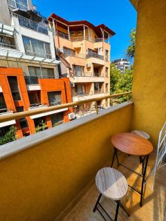 Delux 6 - Plovdiv Top Location Suite near River & Fair - 7