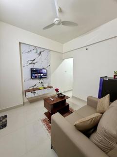 Scuzi stays 1BHK Near Embassy Tech Village - 3