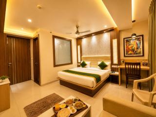 ROOF TOP SEA VIEW HOTEL LUXUARY NEW KBP Puri , Near Swargadwar - Golden Seabeach & Shree Jagannath Temple , Fully Air Condationed Rooms ,Wifi , Lift , Restaurant & Free Parking , BEST FAMILY HOTEL IN PURI - 2