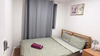 Room 4 Bright Comfortable Room Walk to Shops - 0
