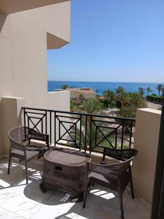 Juliana Sea View 1BR with 2 Pools & Water Slides - 3