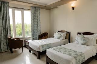 Rudransh Inn By Apple Orchid Hotels - 5