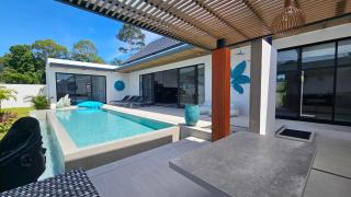 Coralia Villa - Total privacy - 400M to the beach - 4
