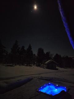 Hytte med jacuzzi i nordlysbyen Alta - 1