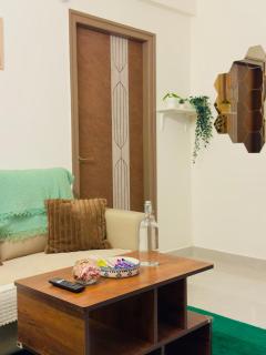 Cozy Connect Elegant 1BHK Near EmbassyTechVillage - 5