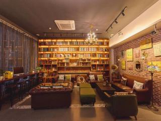 James Joyce Coffetel·Kaifeng Drum Tower - 6