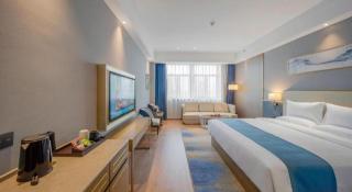 The Long Red Hotel Daye Huangshi - 4