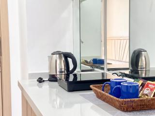Grand Yuetai Studios and Apartments - 4