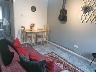 A private, cute, one bedroom self catering annexe - 5