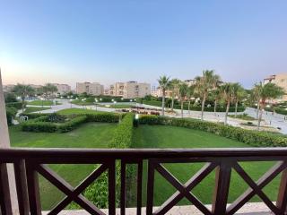 Chalet in north coast Alamein الساحل الشمالي - 4