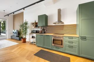 Olive Penthouse with Private Terrace and AC - 7