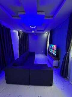 2 Bedroom and 24H Solar Light & Netflix - 1