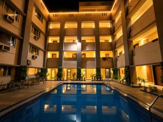 SWIMMING POOL LUXUARY RKB ,Puri , Near Seabeach & Shree Jagannath Temple , Fully Air Condationed Rooms ,Wifi , Lift , Restaurant & Parking , BEST LOCATION - 5