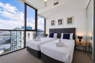 2BR Night Life -Pool-Parking-Rooftop - 4
