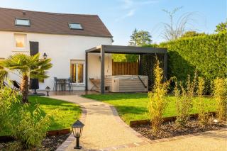 Fare Vahiné, maison tahitienne avec jacuzzi privé - PrestigeLodgesFontainebleau - 9
