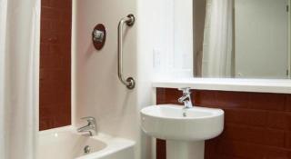 Travelodge Ashbourne - 4