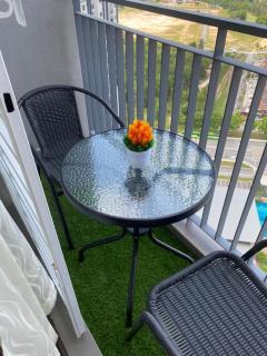 15 min KLIA, 10 min Sepang Circuit , 3 BR Condo - 3