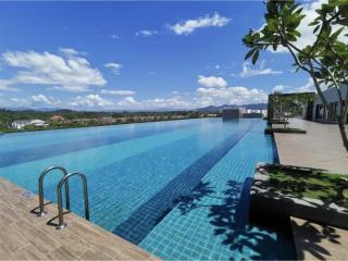 15 min KLIA, 10 min Sepang Circuit , 3 BR Condo - 8