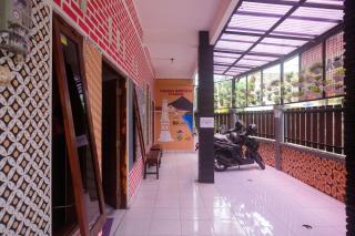 RedDoorz Syariah at Falisha UMY - 4