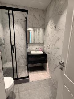 Mirnas Apartment at Knightsbridge Residences - 1