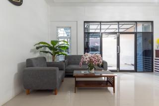RedDoorz near Stasiun Pematangsiantar - 3