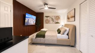 New Private Suite - Private Entrance and Bath - 5
