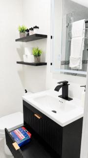 New Private Suite - Private Entrance and Bath - 3