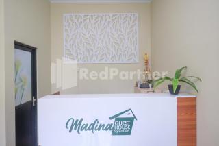 Madina Guest House Syariah near Gembira Loka Zoo Yogyakarta Mitra RedDoorz - 7
