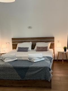 Cozy Apartment with Work-Space in Thessaloniki - 5