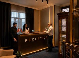 Family Golden Street Hotel - 4