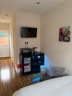 Newly made apartment extension on house - 6