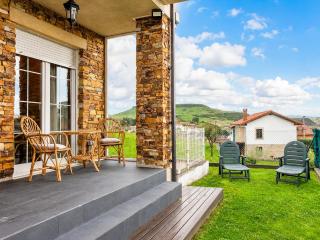 Los cuetos, casa para 6 personas con jardín y parking, a pocos minutos de Suances - Suances - 4