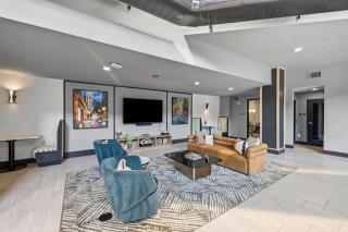 Luxury Atlanta Stay Near Food Hall & Pool - 5