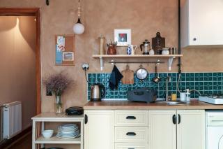 Stylish Apartment, Steps from Istiklal Street - 4
