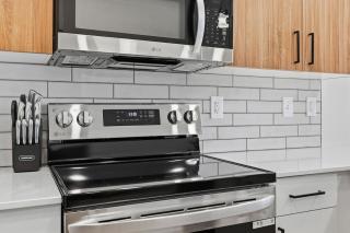 Luxury Atlanta Stay Near Food Hall & Pool - 1