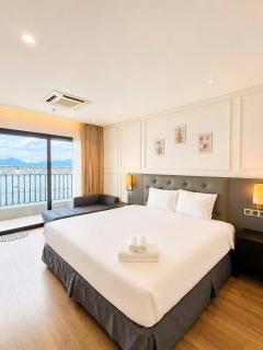Golden Bay Apartment I Sea View I City View I Infinity pool - 4