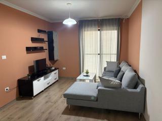 Diana's Apt - Blloku Tirana Lake Park - 0