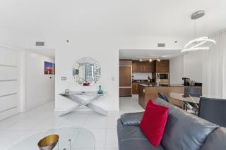 2 Bd 2 Ba Iconbrickell 3104 Ba - 6