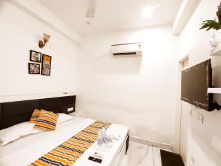 HOTEL THE SKY NINE - A Budget & Smart Property - Near Focal Point, Transport Nagar & Sherpur Road - Adjoining Spring Dale School - 4
