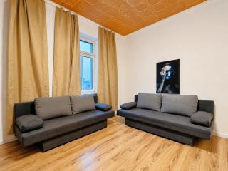 Studio Apartment for 3 Steps from FAC Platz - 8