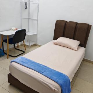 Sitiawan Homestay 9 pax - 9