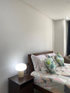Warm & Stylish 1BR Condo One PonteFino Batangas - 4