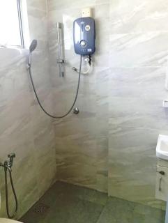 d'White Homestay two bedroom pool view - 4